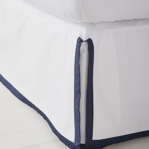 NWOT Serena & Lily King Navy Border Bedskirt